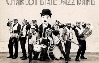 Charlot Dixie Jazz Band. Espectáculo itinerante por las calles de la villa
