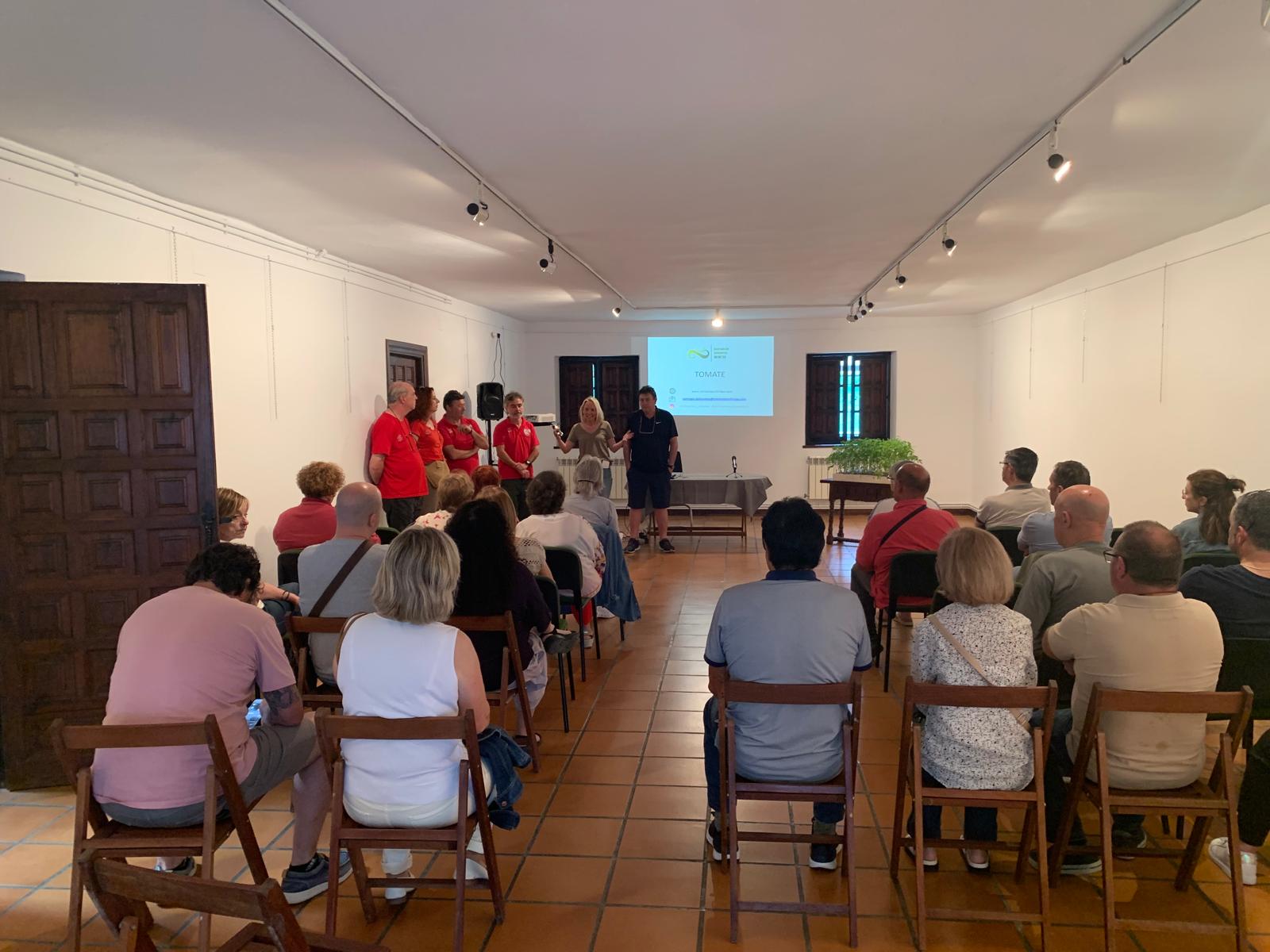 Noticias de Cantabria | El Cántabro | Éxito de participación en primer encuentro “Huerta de Santillana” celebrado en el Museo Jesús Otero