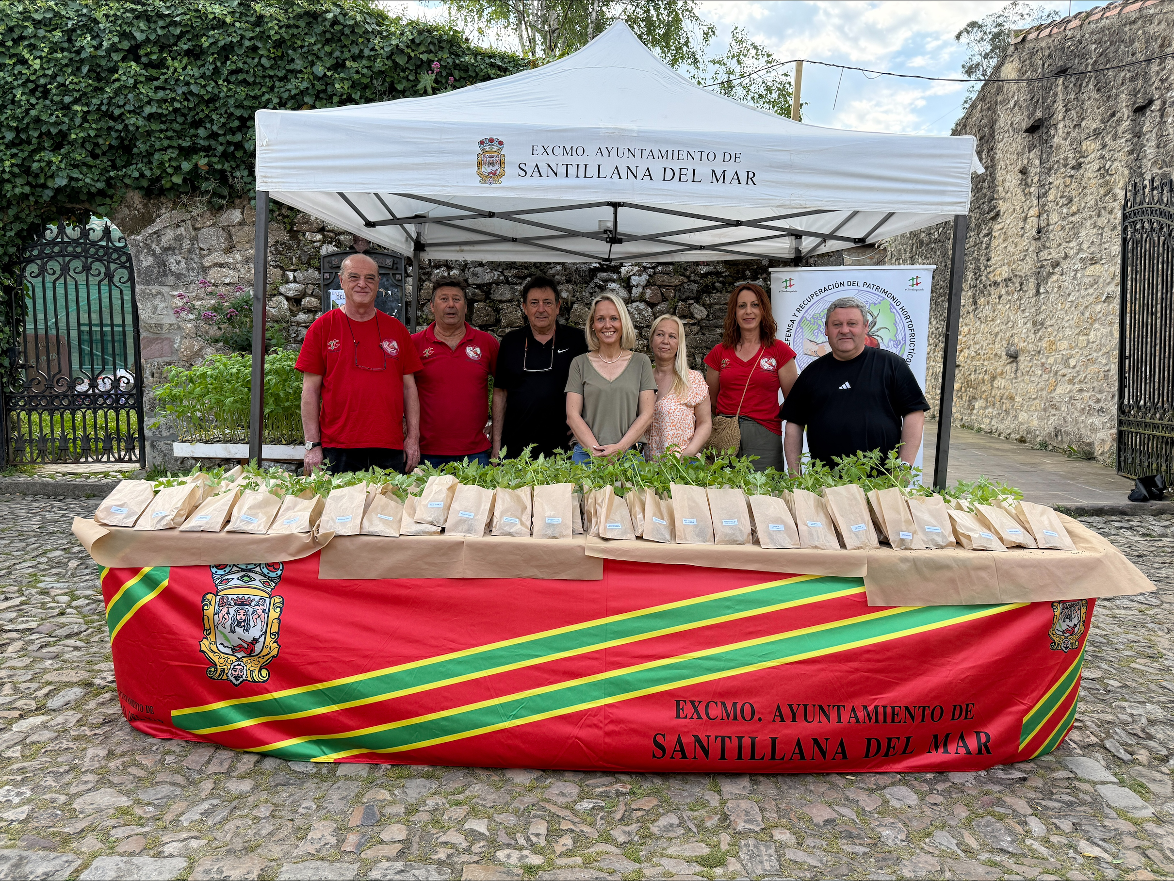 Noticias de Cantabria | El Cántabro | Éxito de participación en primer encuentro “Huerta de Santillana” celebrado en el Museo Jesús Otero